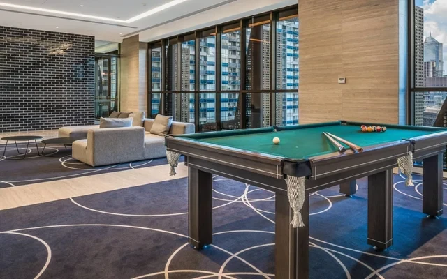 318 Russell Street 3