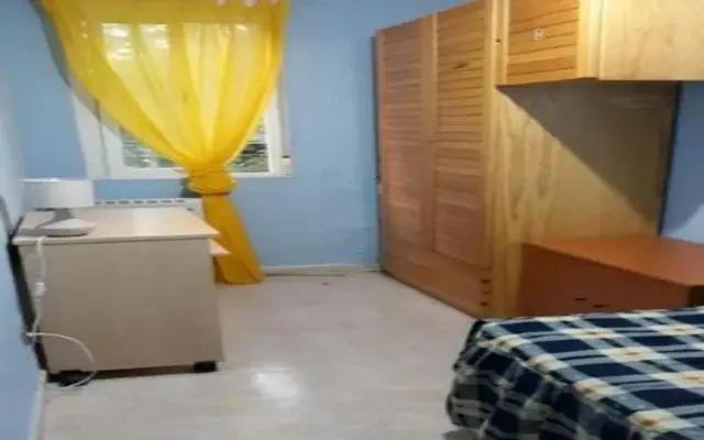 apartment near Calle Hinojosa del Duque 4