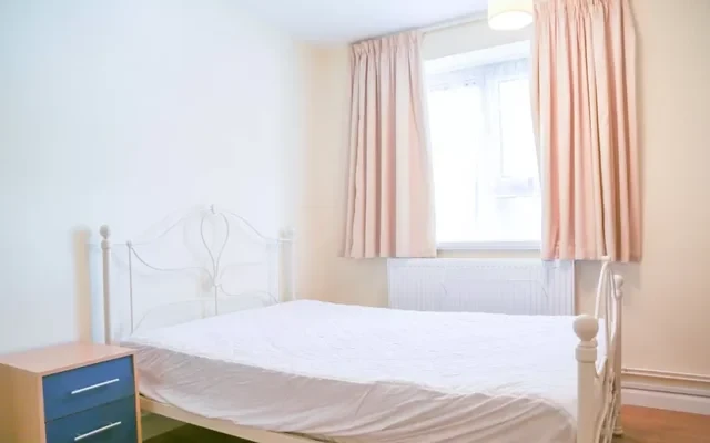 Shared Place·3B1B···15 South Street, Southsea 2