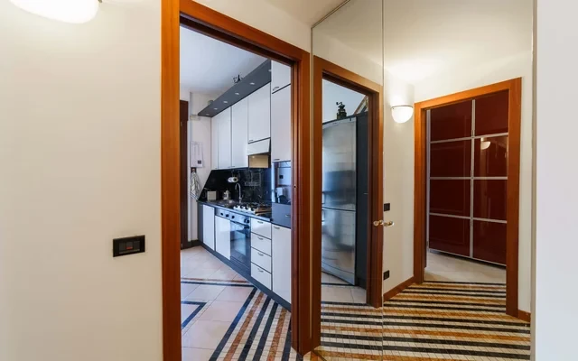 Apartment in Viale San Gimignano, Milano for 100 m² with 2 bedrooms 4