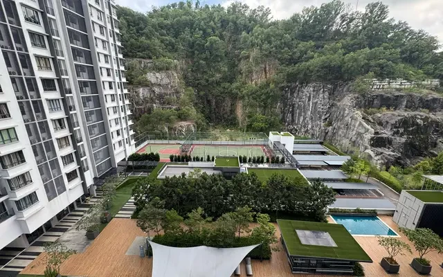 Riana South - R 3