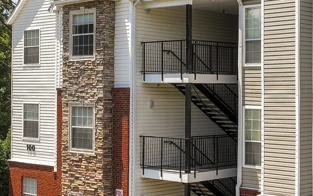 Crowne Park 3