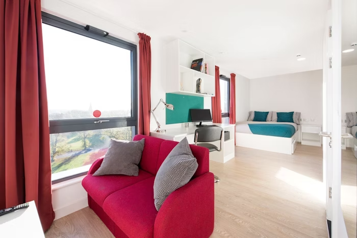 Studio Gold Plus - City View