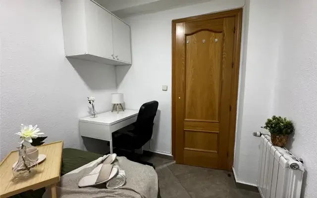 Homely double bedroom in Colina - Madrid student accommodation - Double Bedroom