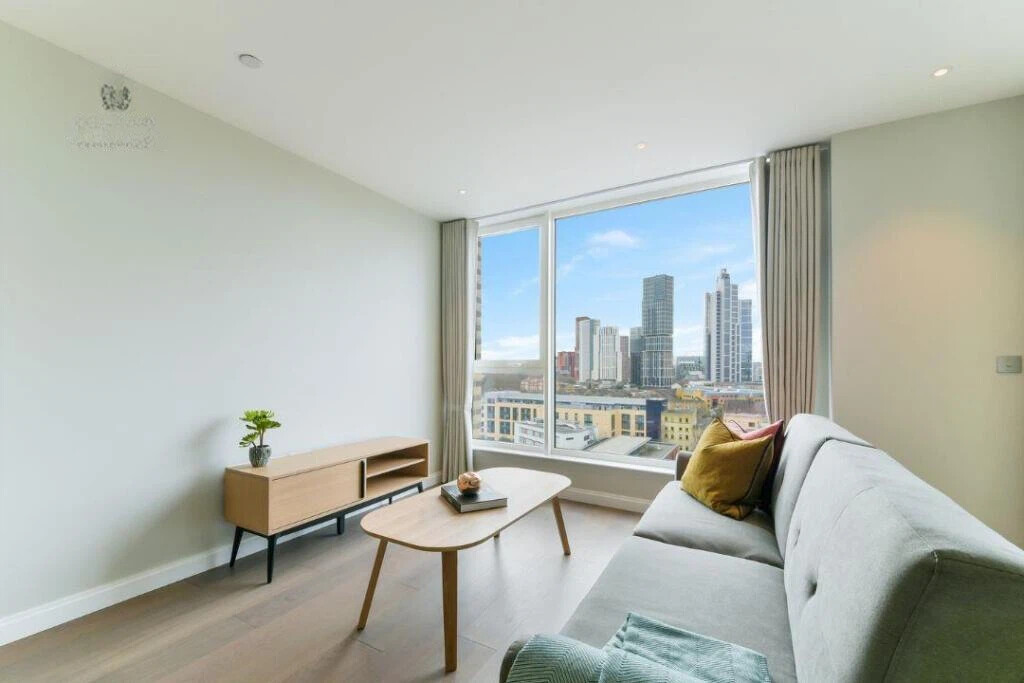 LH-Phoenix Court,