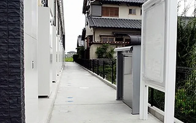レオネクストハニカムエイト 101号室 2