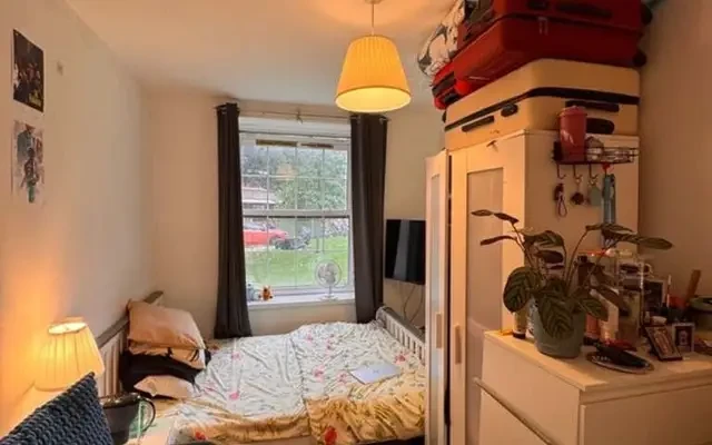 Tiverton Street 30004# 3