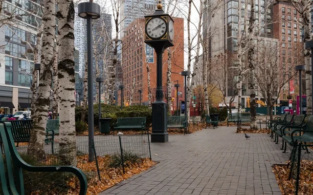 Court Square 1