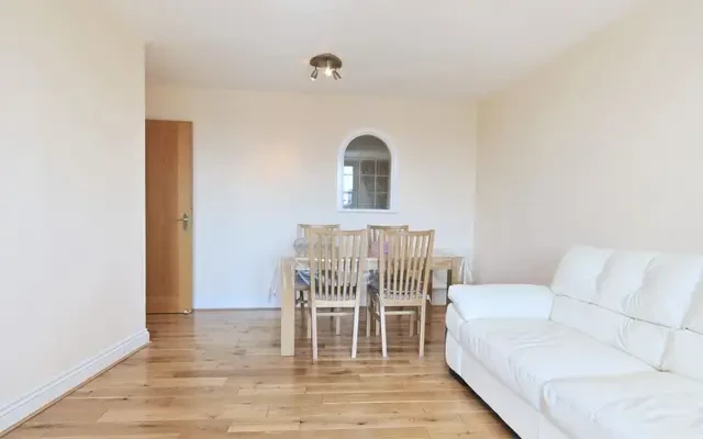 Elizabeth Court, Palgrave Gardens, Regents Park, NW1 6EJ 4