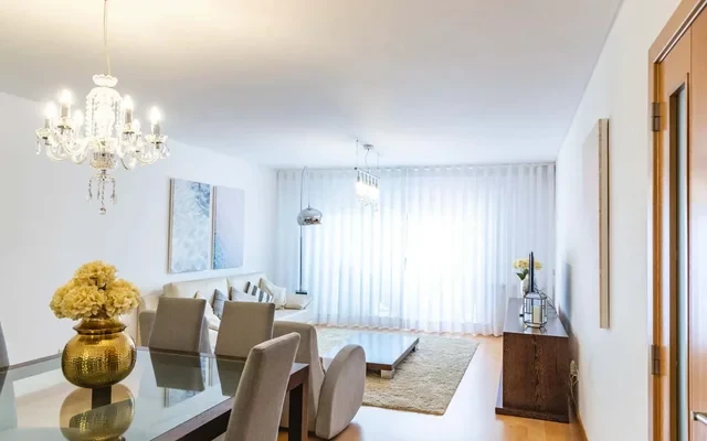 2-bedroom apartment with private pool and terrace in Parede (coast of Lisbon) 0
