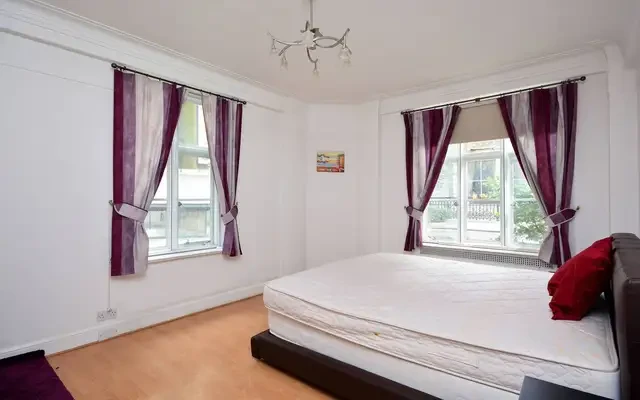Chesterfield Gardens, Mayfair, W1J 0