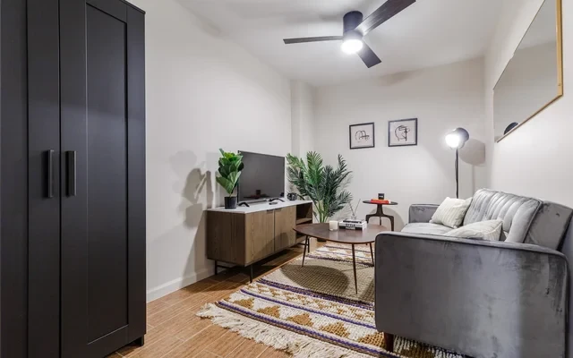 7 Eldridge Street 0