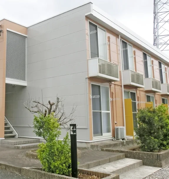 レオパレスアクシス