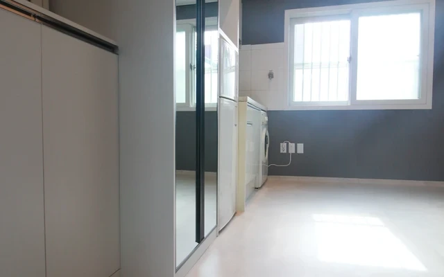 High-quality duplex apartment near Korea University 3