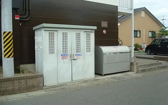 レオパレスいずみ 1