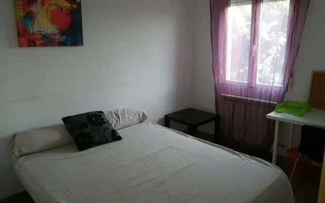 Structure in : Entre Arroyos Nº 52  | Habitacion 1 Madrid, Spain 4