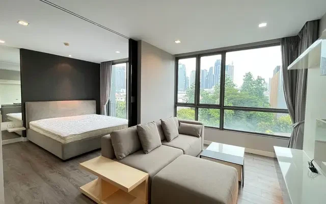 1-BR Condo for Rent, ฿24,000/month, The Room Sukhumvit 40 1