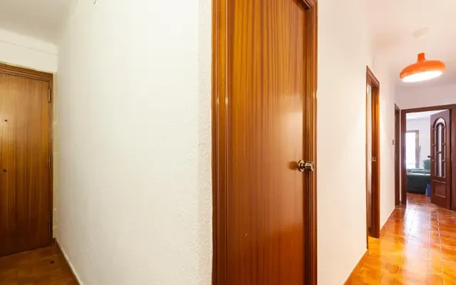 apartment near Carrer de Beethoven 0