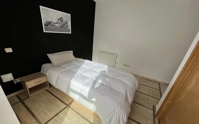 Piso 1 dormitorio moderno y todo exterior en Madrid junto al metro Linea 1 3