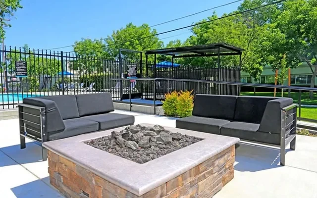 Academy Lane Apartment - Davis student accommodation - Outdoor Lounge