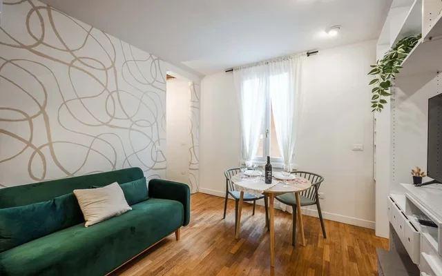 Apartment in Via San Vitale, Bologna for 40 m² with 1 bedrooms 2