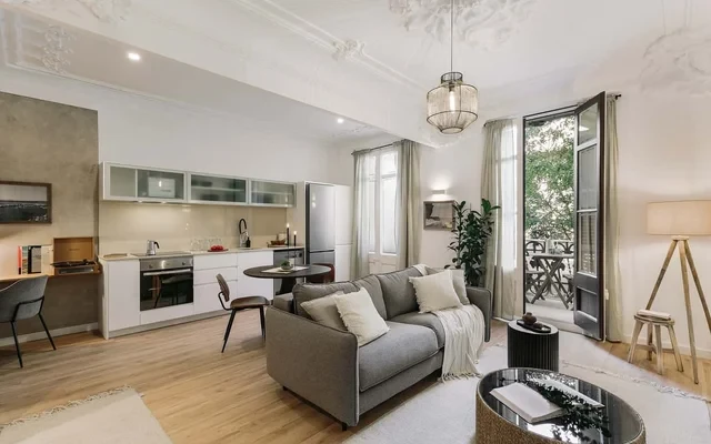 Baia - Studio and balcony in Eixample Esquerra 1