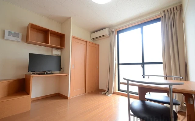 レオパレス川島 1