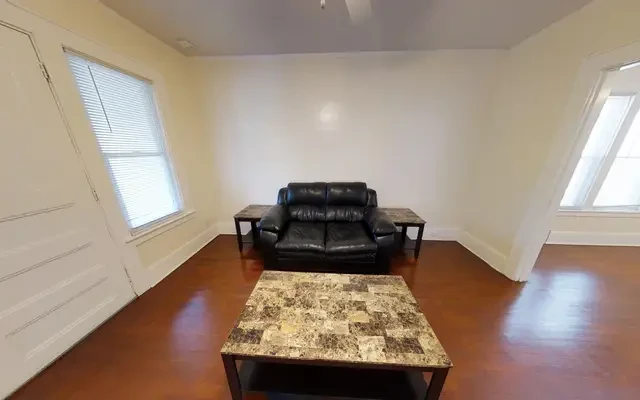 1412 East Fayette Street 4