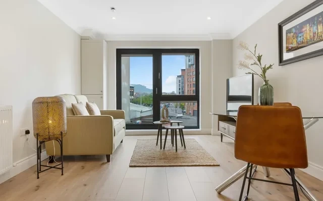 College Square Serviced Apartments 4