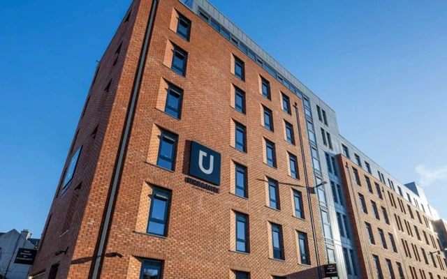Clyde Court 0
