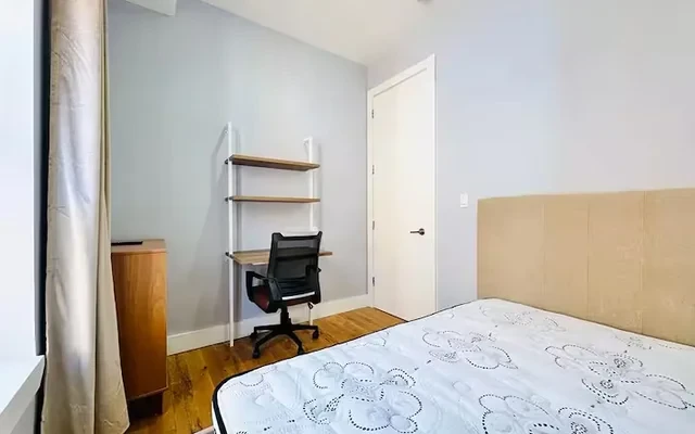 448 empire boulevard, Brooklyn 4