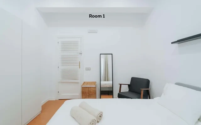 Calle Joaquin Costa 61ES-15-023-001H 1