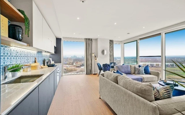 LH-East Village — Hightail Point - London student accommodation