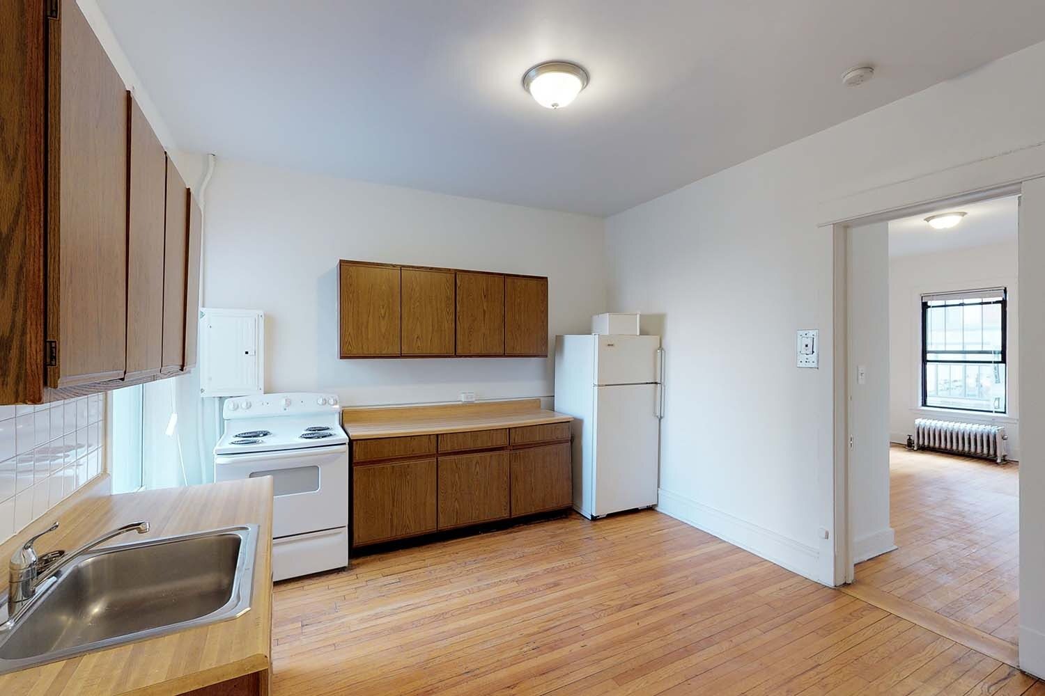 5300-5308 S. Hyde Park Boulevard 2
