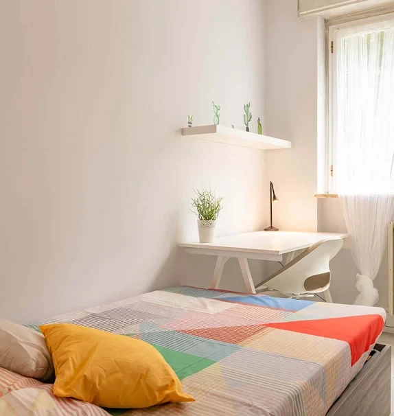 VIALE SUZZANI 284 <br> PRIVATE ROOM S1