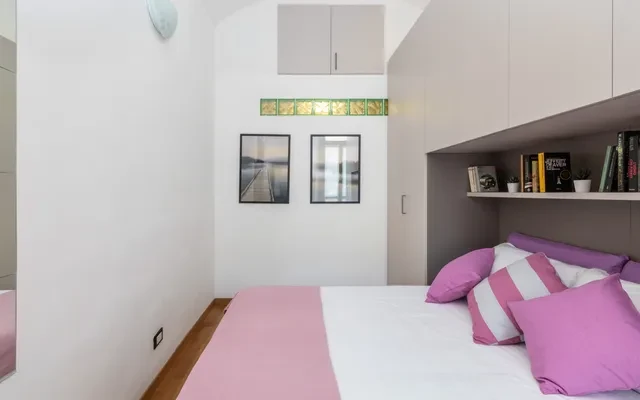 Nice and Cozy Apartment in Crocetta 1