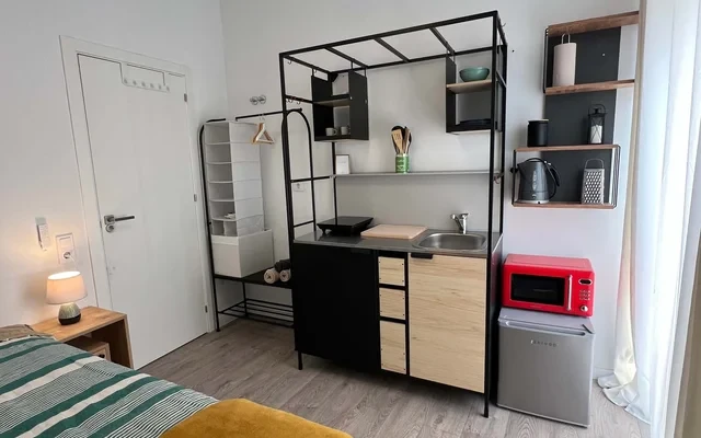 Apartment in Carrer de Francesc Baldomar, Valencia for 18 m² 0