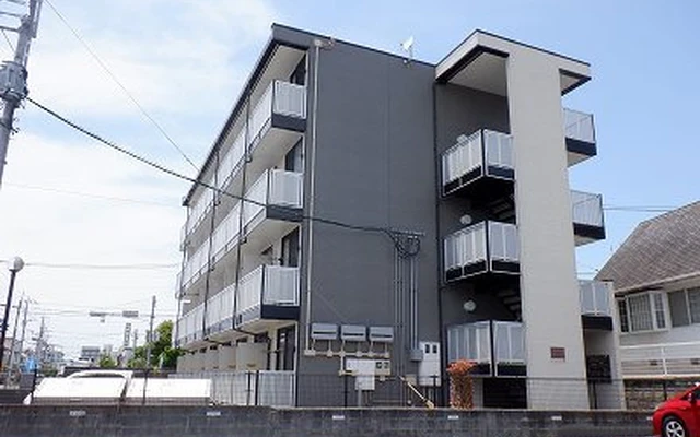 レオパレスパインフィールド 0