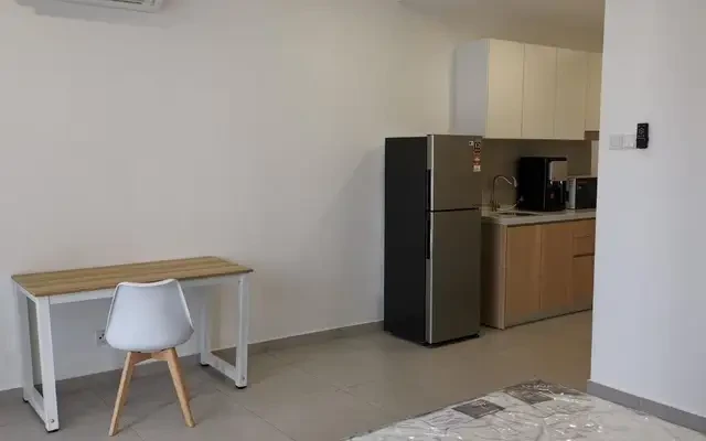 Yolo Signature Suites 4