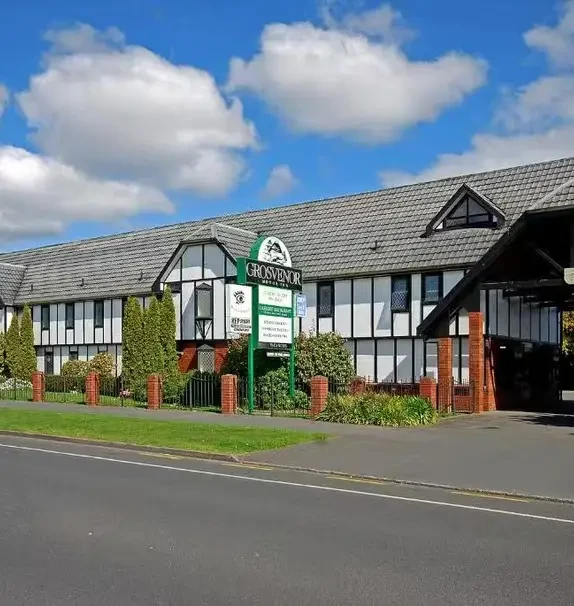 Grosvenor Motor Inn