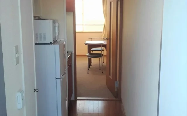レオパレスいずみ 3