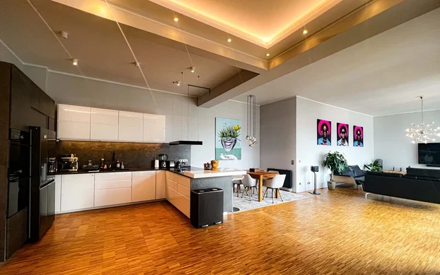 Apartment in Paul-Lincke-Ufer, Berlin for 156 m² with 1 bedroom 2