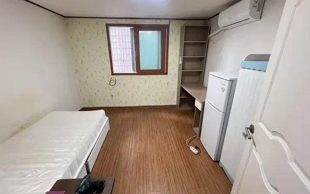 회기동 108-17 4th Floor 2