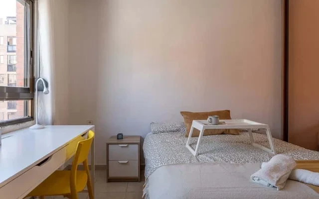 Piso de 4 habitaciones en Algiros 2