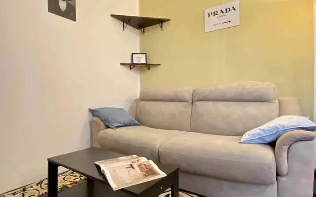 Bilocale Via degli Imbriani 1