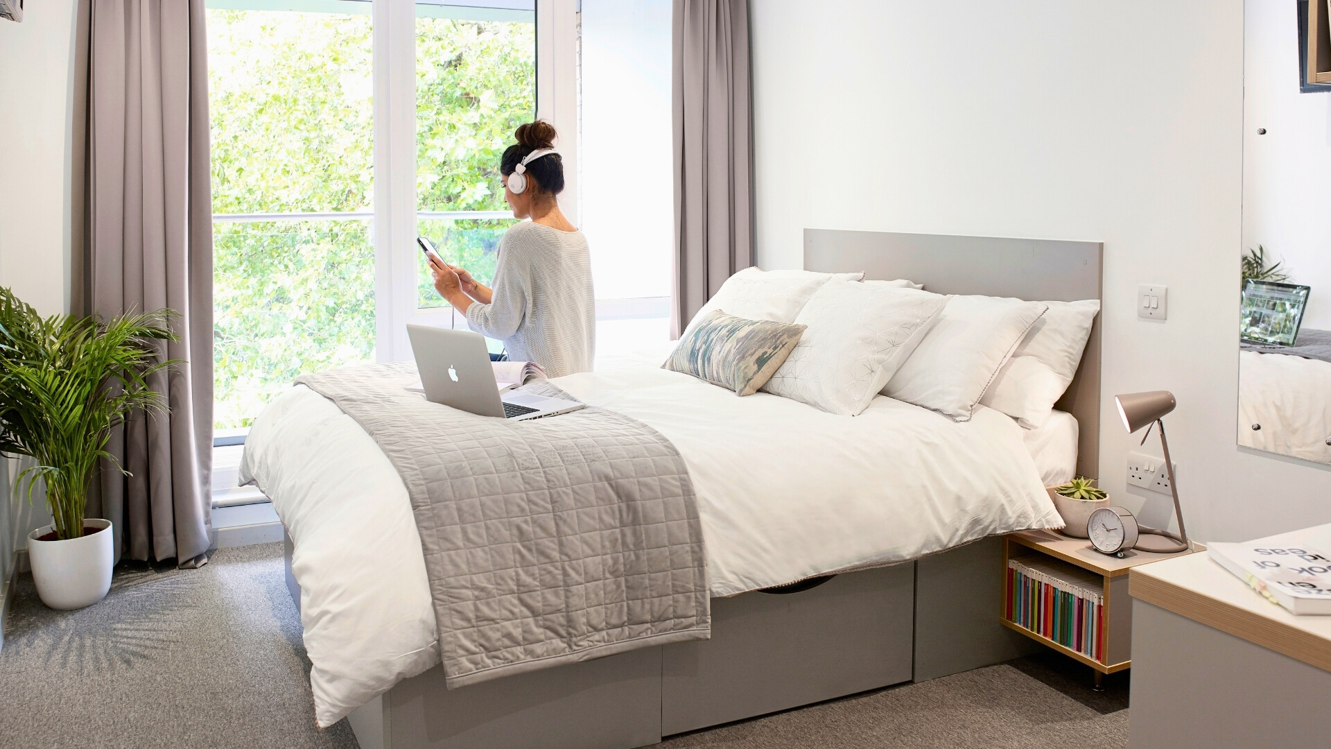 Silver Studio Deluxe (Balcony)