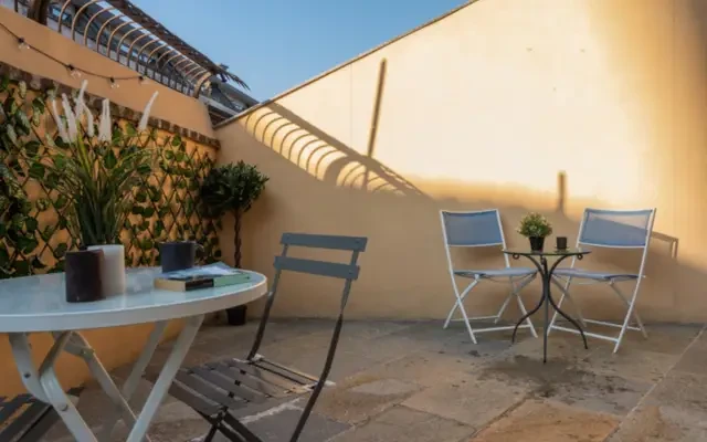 studio near Via Borgo Dora 1