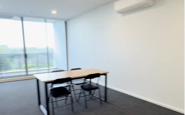 811 South Dowling Street 4