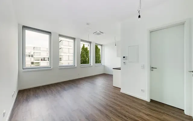 studio near Elbinger Str.  4