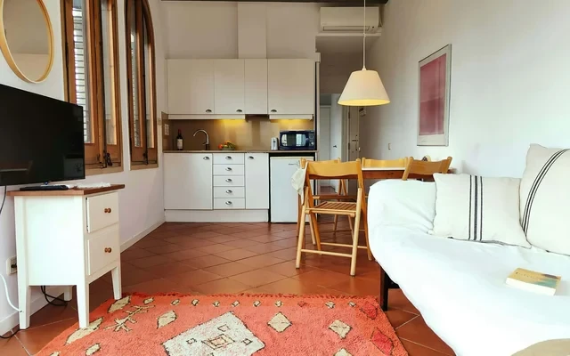 Rambla C- ideal for couples; inspiring views! 2
